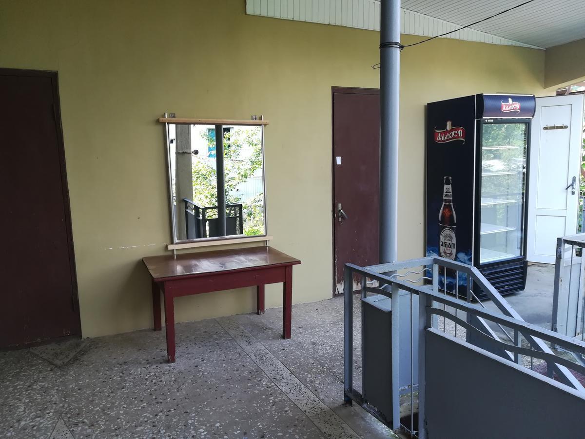Guest House Of Givi Kobuleti Exterior foto